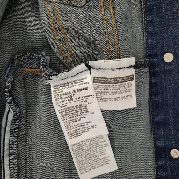 NWOT Levi's Original Trucker Jacket - Picture 11 of 13